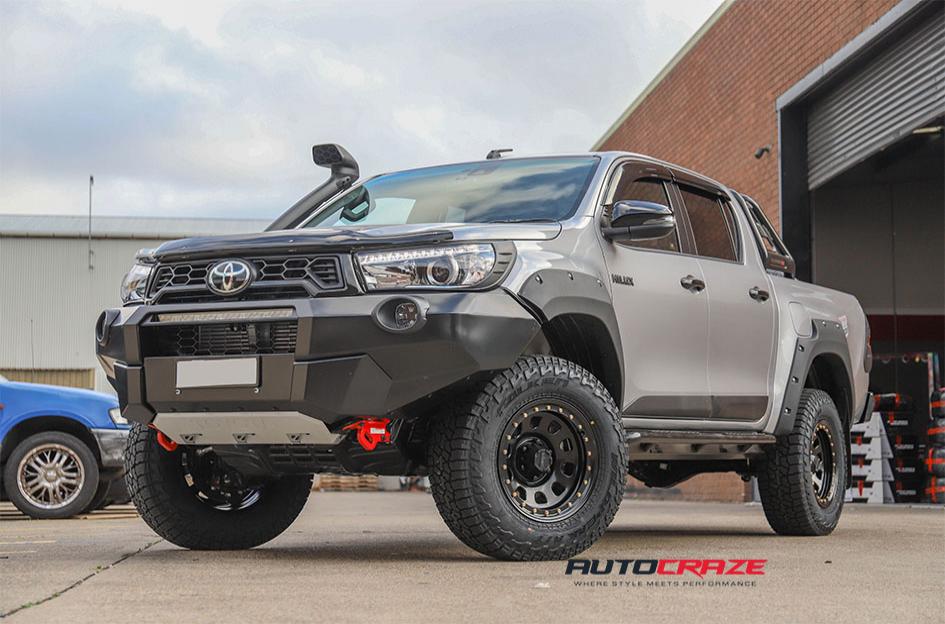 TOYOTA HILUX N80 4WD D LOCKER BLACK